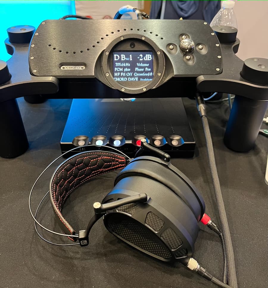 Chord Dave with Hugo M Scaler and Dan Clark Audio Stealth Headphones