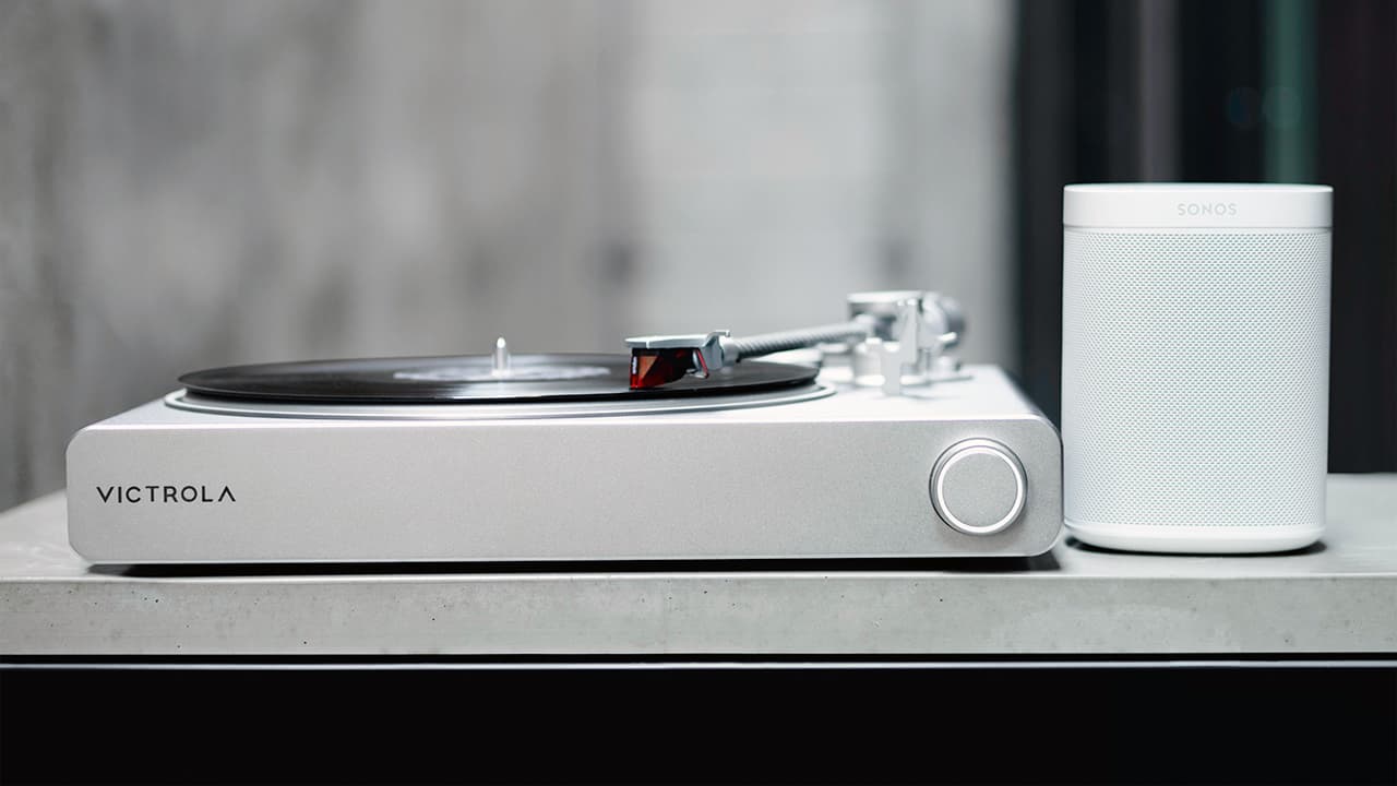 Victrola Stream Carbon Turntable with White Sonos Wireless Speaker