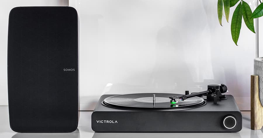 Victrola Onyx Turntable with Sonos Speaker Lifestyle