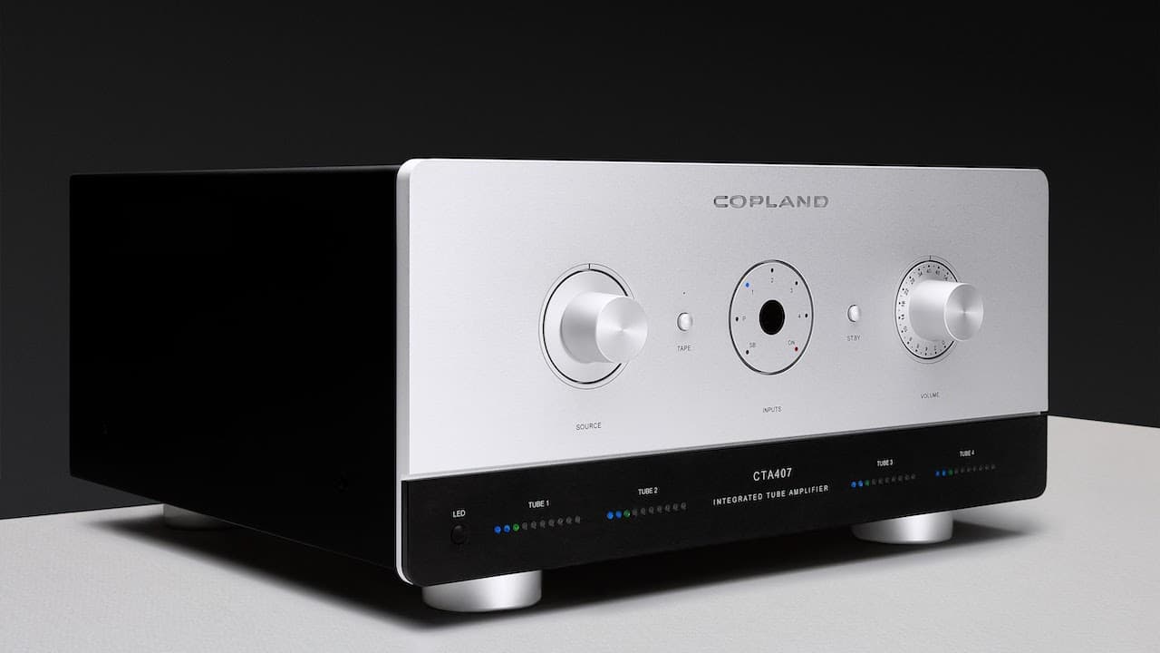 Copland Audio CTA407 Integrated Amplifier Angle
